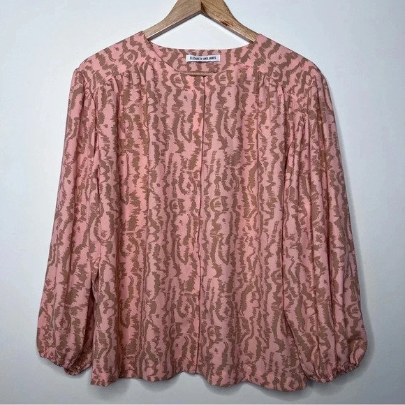 Elizabeth and James Animal Print Blouse Size Medium - Picture 2 of 9